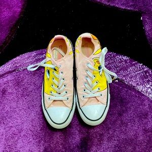 Looney tune converse
